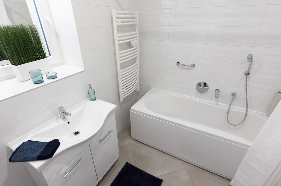 Main bathroom